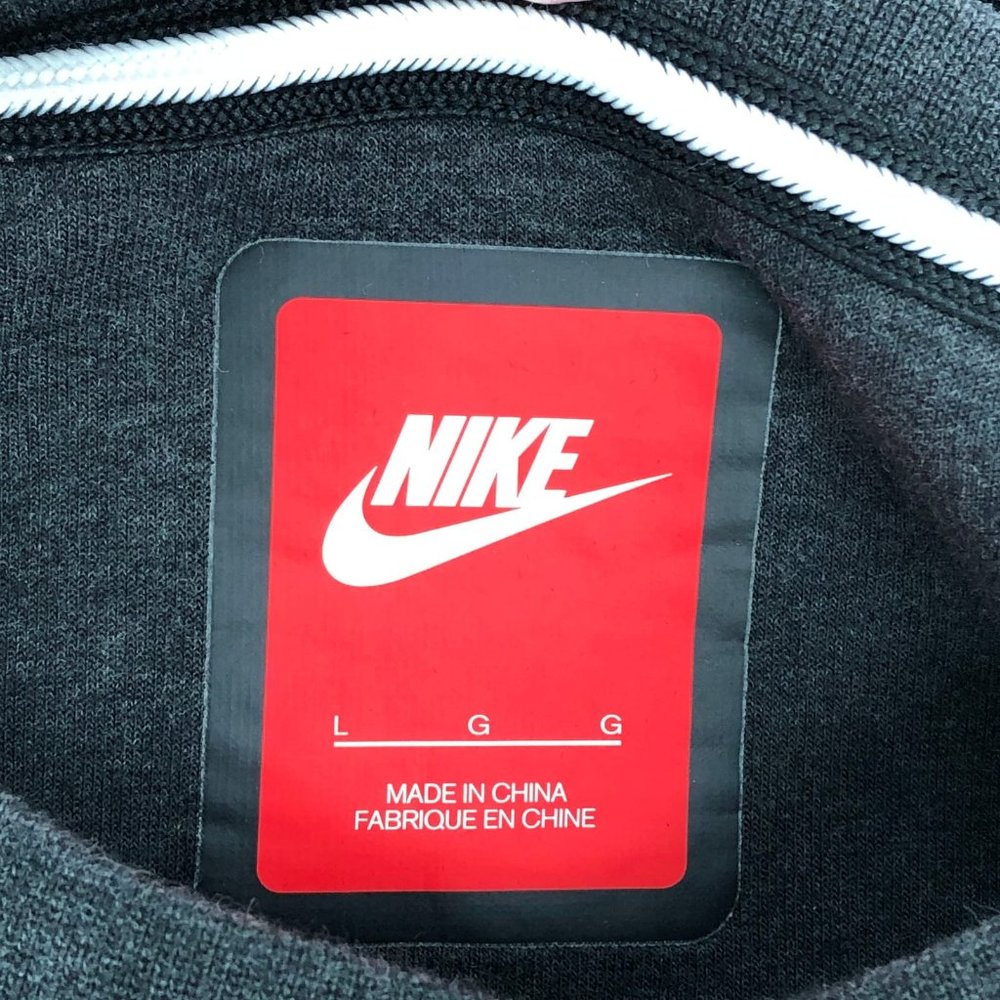 Nike Gray Basic Sweatshirt Pullover | Ideal For A… - image 3